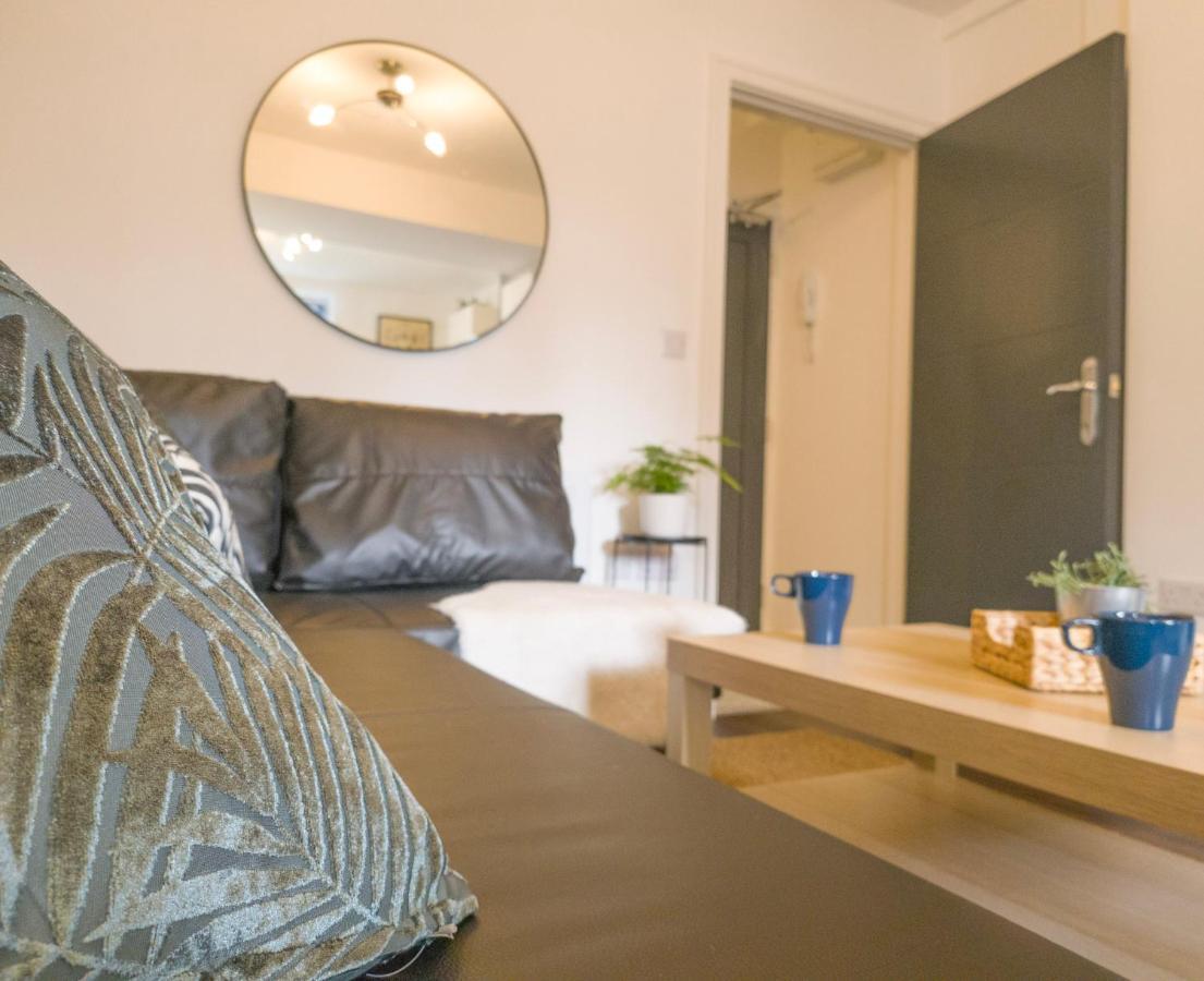 Principality Suites - Two Bed Apartment By Property Promise คาร์ดิฟฟ์ ภายนอก รูปภาพ