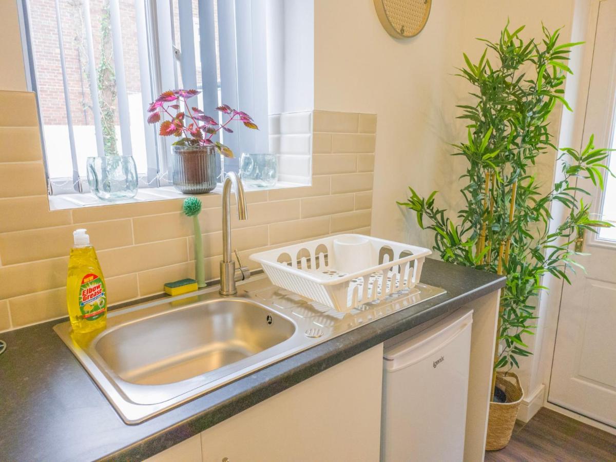 Principality Suites - Two Bed Apartment By Property Promise คาร์ดิฟฟ์ ภายนอก รูปภาพ